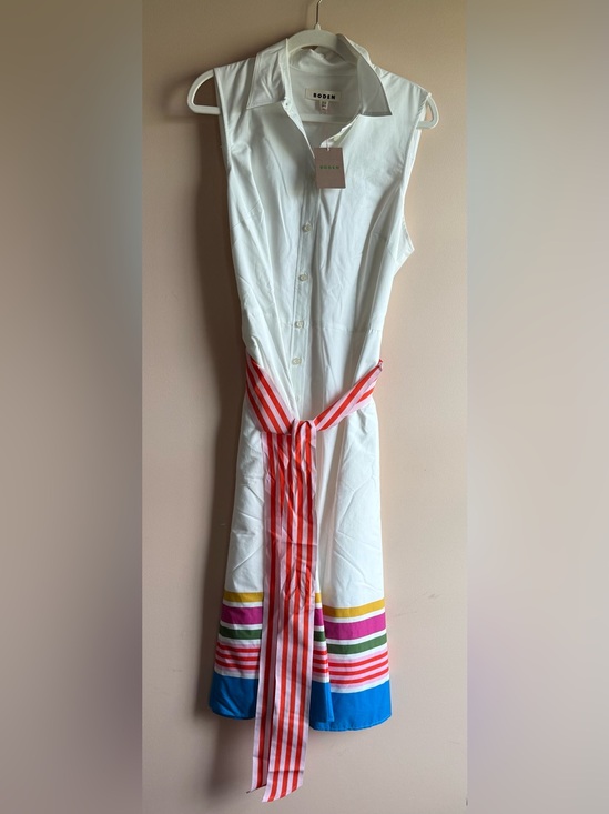 Boden Dresses & Skirts - Boden White Dress with Pink Hanger Loop Detail